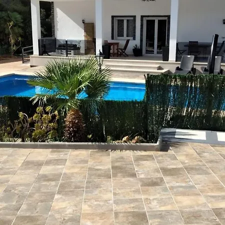 לינה וארוחת בוקר Boutique Algarrobo