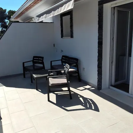 Boutique Algarrobo לינה וארוחת בוקר דניה